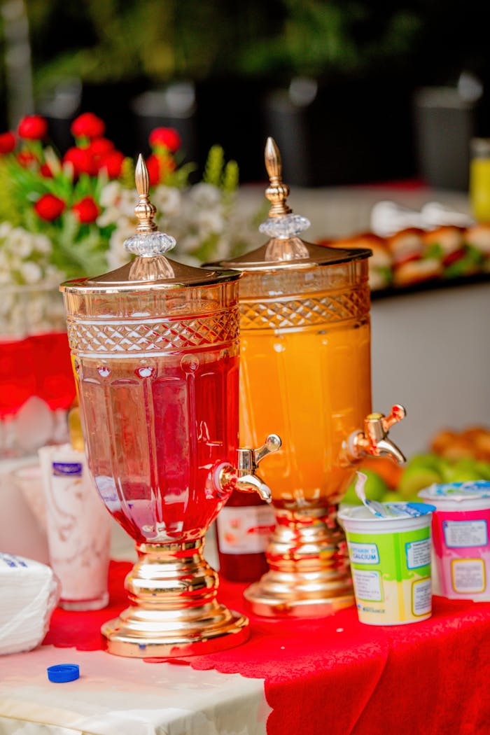 elegant-beverage-dispensers-at-outdoor-event-33419109